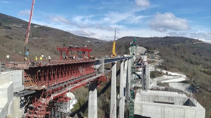 UGT reclama un plan estatal de infraestructuras para reorientar el modelo productivo y salir de la crisis