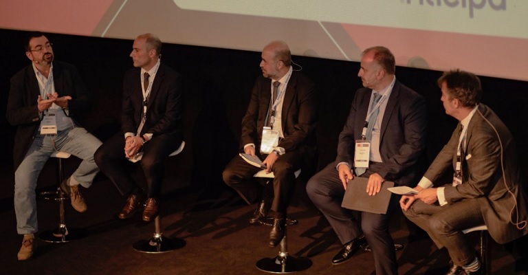 Transformación digital en el sector inmobiliario: retos, procesos y clientes