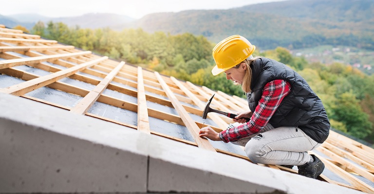 Las Mujeres Construyen, el nuevo proyecto de VÍA ÁGORA y la Fundación Gómez–Pintado