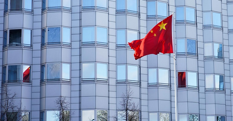 China baja el tipo de interés hipotecario más de lo esperado para aliviar la crisis inmobiliaria
