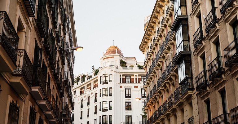El precio de la vivienda sube un 9% interanual en enero, el valor más alto de los últimos nueve años en España