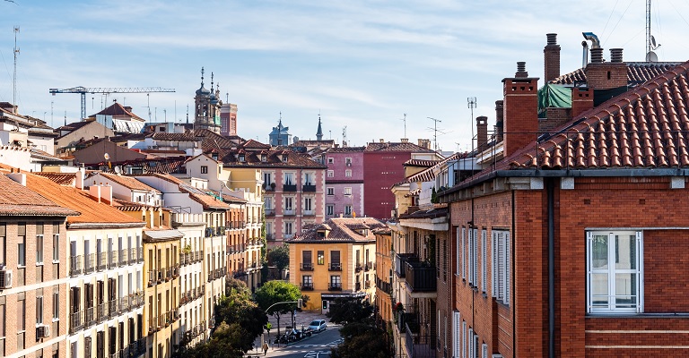 La compraventa de viviendas sube un 14,7% en 2022, hasta su mayor cifra en 15 años