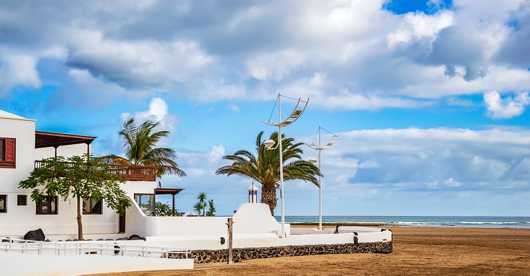 Talamanca (Baleares), Els Banys del Fòrum (Barcelona) y Cala Els Pots (Girona), las playas más caras para alquilar vivienda en España