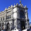 El Banco de España mantiene en el 2,3% su previsión de PIB para 2023, pero recorta al 1,8% la de 2024