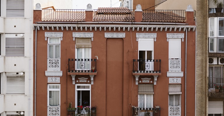 Crece el desequilibrio en el mercado del alquiler y la compra: la demanda quintuplica a la oferta