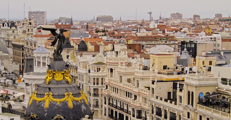 Los barrios de la Castellana y Recoletos (Madrid) y El Velerín (Estepona) superan los 10.000€/m² y son los más caros de España