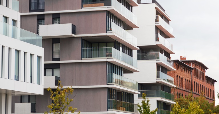 El precio de la vivienda sube un 7,1% interanual en febrero en España