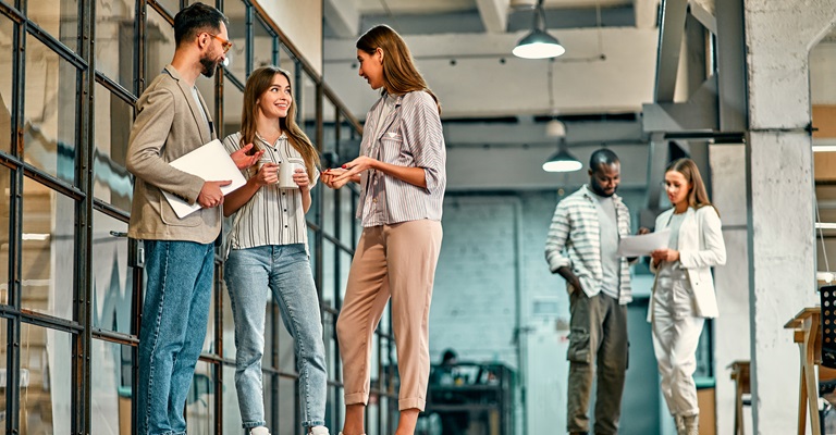 Qué son los viveros de empresas y cómo te pueden ayudar a emprender en el sector inmobiliario