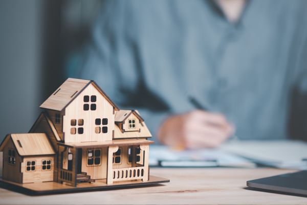 ¿Cómo montar una inmobiliaria online correctamente?